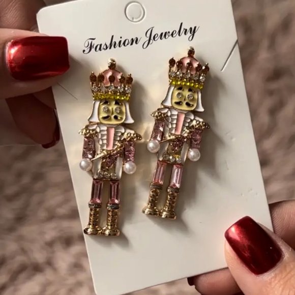 Nutcracker Earrings Womens Ladies Pink Fashion Xmas Holiday Christmas Jewelry - Picture 9 of 13